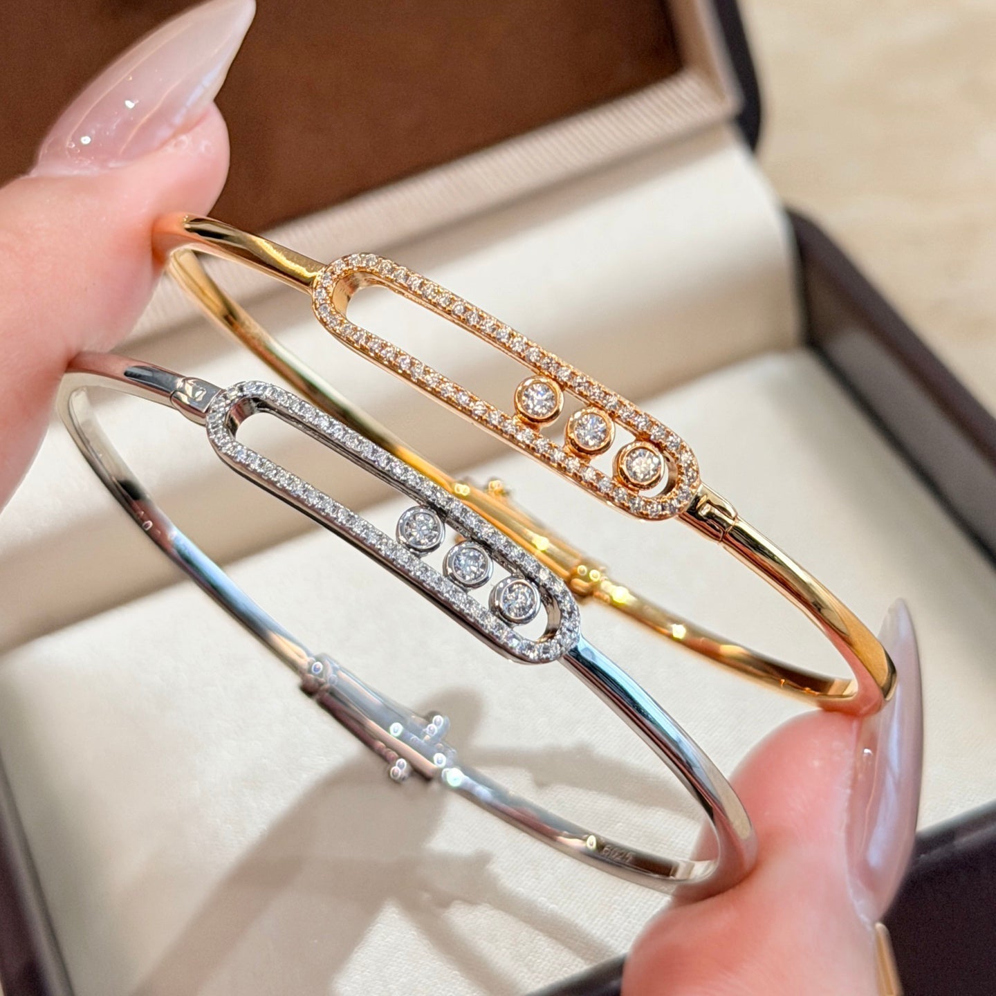 [Peak]MOVE PAVÉ DIAMOND BANGLE BRACELET M