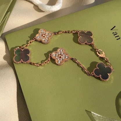 [Peak]LUCKY CLOVER 5-MOTIF BRACELET - GREY MOTHER-OF-PEARL COLLECTION