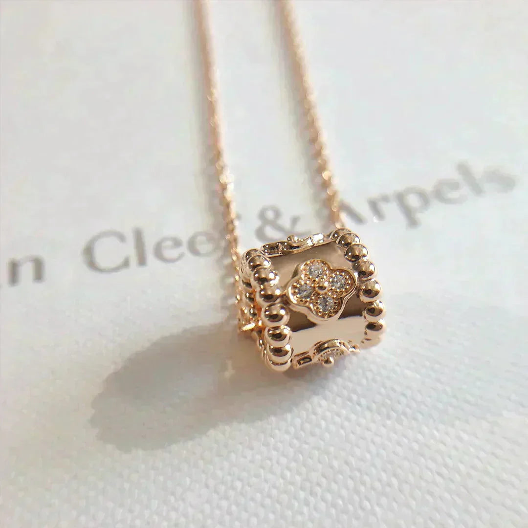 [Peak]KALEIDOSCOPE PENDANT NECKLACE