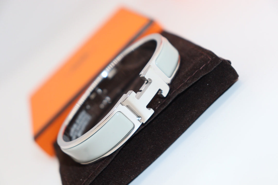 [Peak]H LIGHT BLUE BRACELET