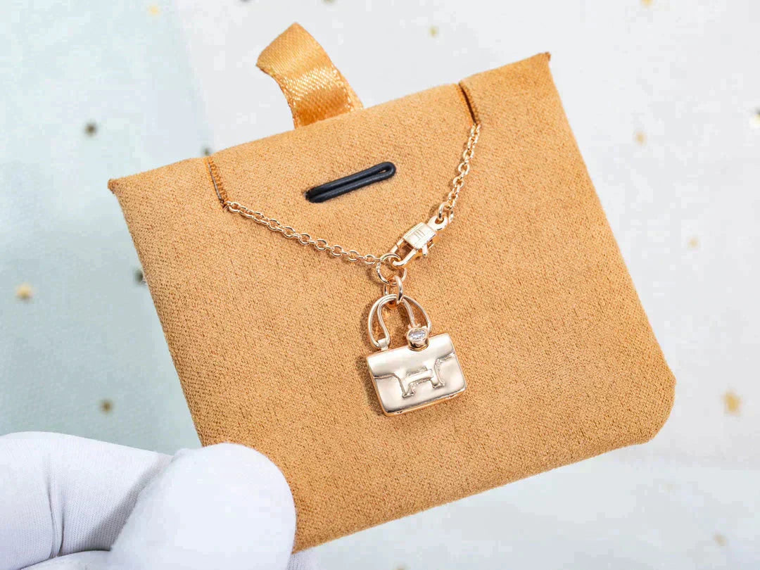 [Peak]AMULETTE PEDANT ROSE GOLD NECKLACE