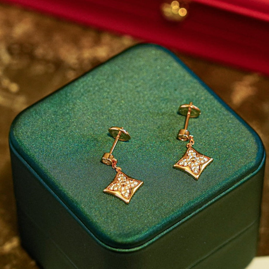 [Peak]STAR DIAMONDS EARRINGS GOLD