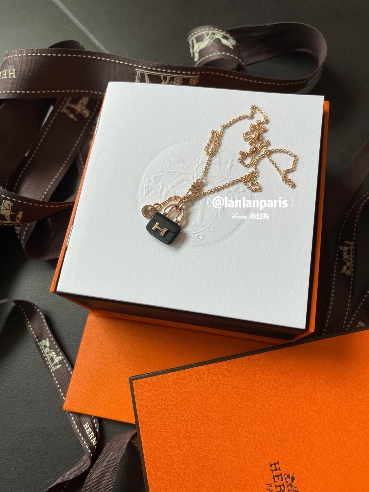 [Peak]CONSTANCE BLACK PEDANT ROSE GOLD NECKLACE