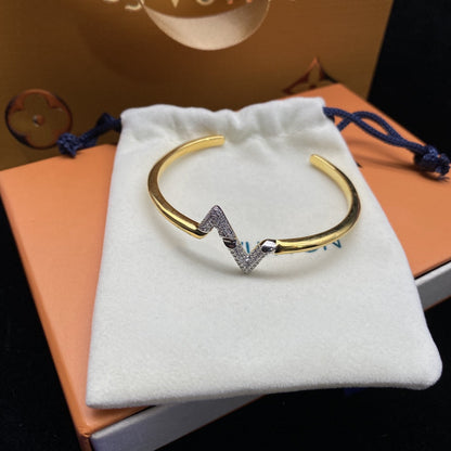 [Peak]VOLTE UPSITE DOWN DIAMOND GOLD OPEN BRACELET