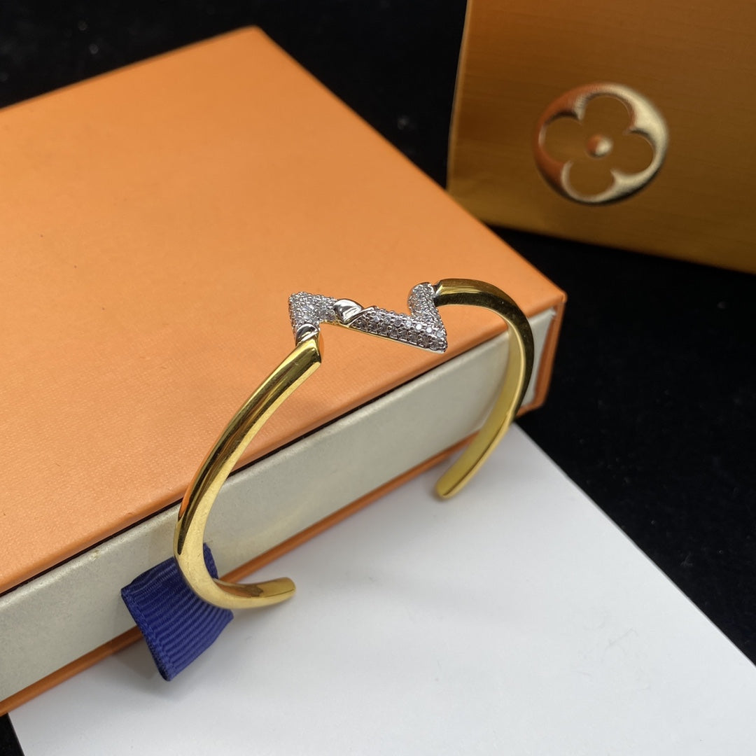 [Peak]VOLTE UPSITE DOWN DIAMOND GOLD OPEN BRACELET