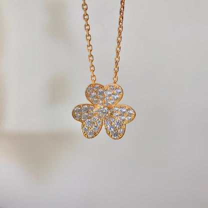 [Peak]PAVÉ DIAMOND FLOWER CHARM NECKLACE