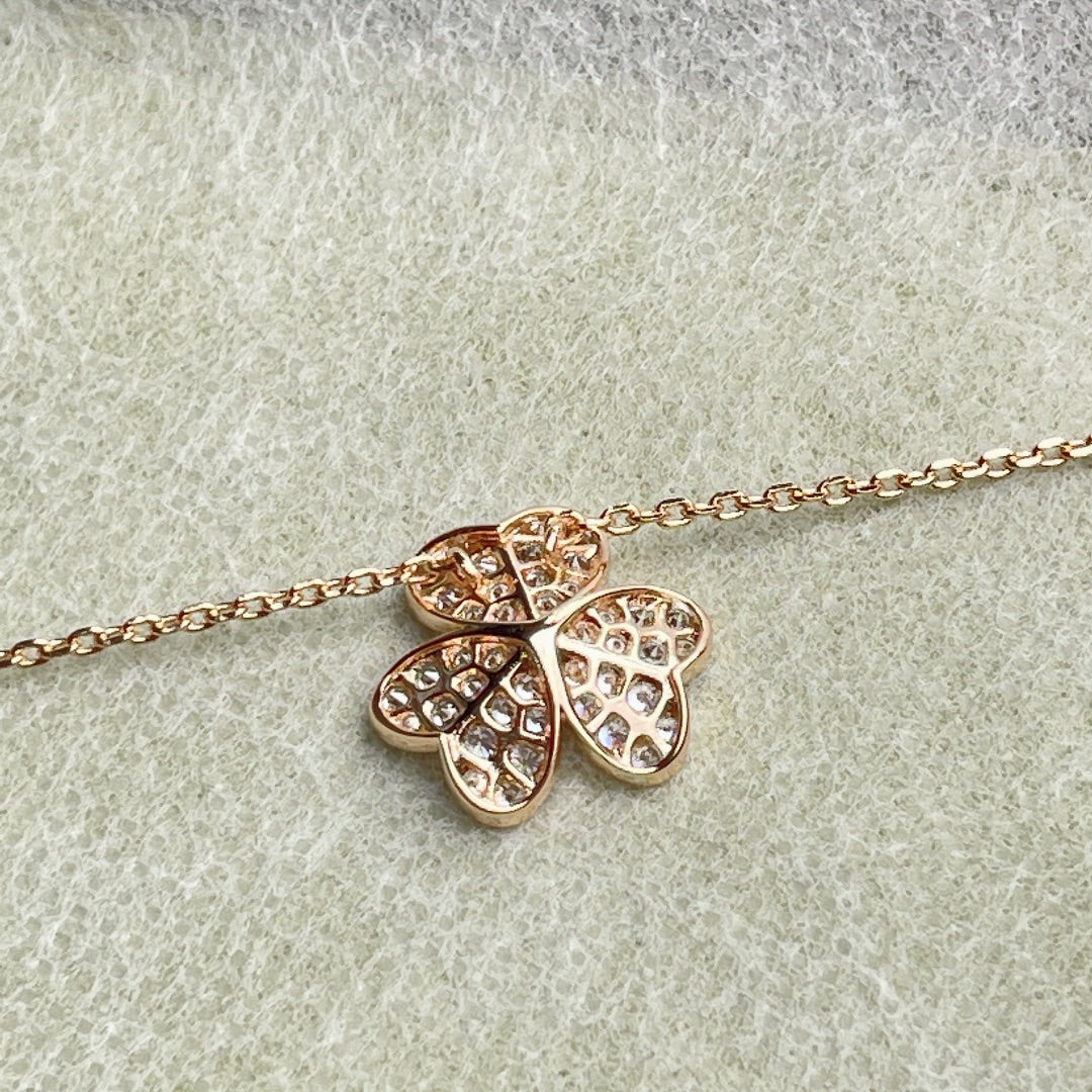 [Peak]PAVÉ DIAMOND FLOWER CHARM NECKLACE