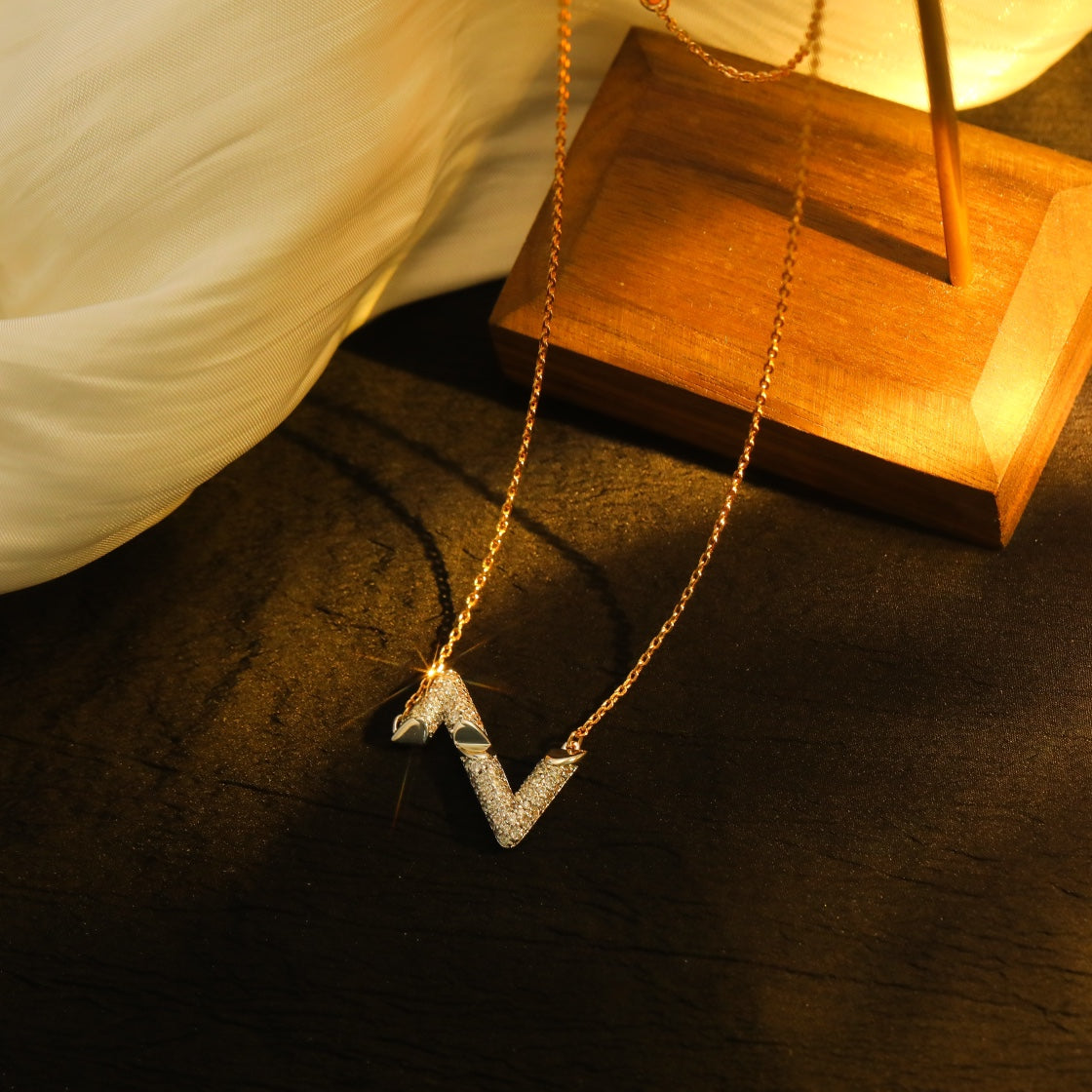 [Peak]VOLT SILVER DIAMOND PEDANT NECKLACE