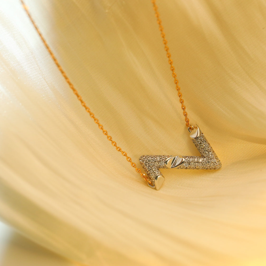 [Peak]VOLT SILVER DIAMOND PEDANT NECKLACE