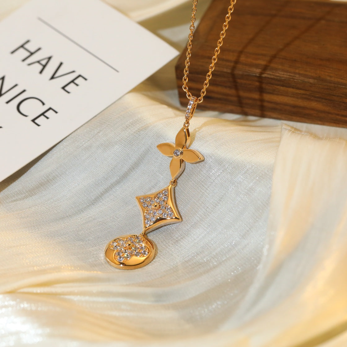 [Peak]STAR AND SUN DIAMOND ROSE GOLD NECKLACE