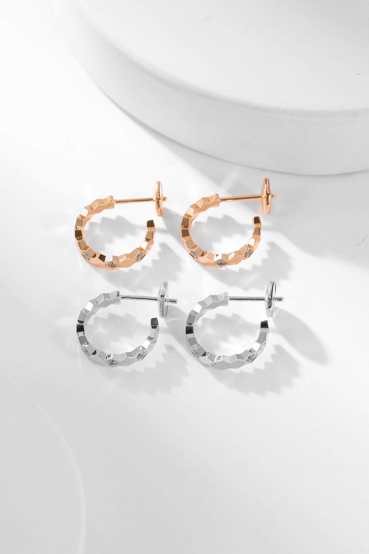 [Peak]BEE LOVE DIAMOND HOOP EARRINGS