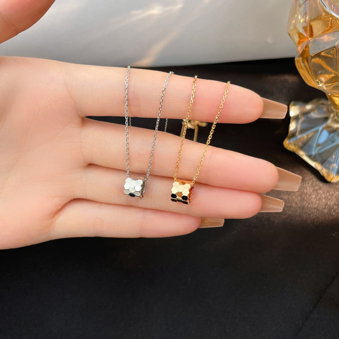 [Peak]BEE MINI NECKLACE