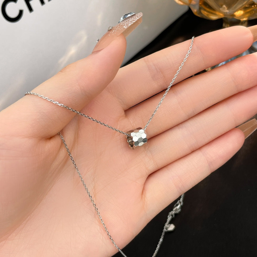 [Peak]BEE MINI NECKLACE