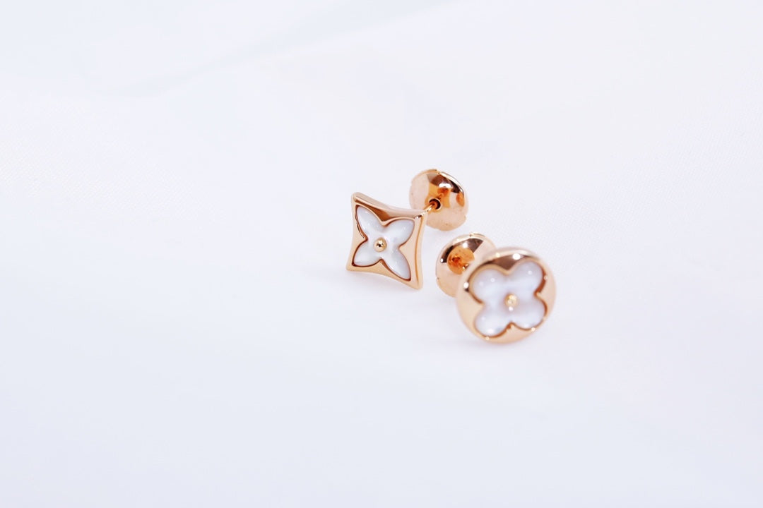 [Peak]STAR AND SUN ROSE GOLD MOP STUD EARRINGS