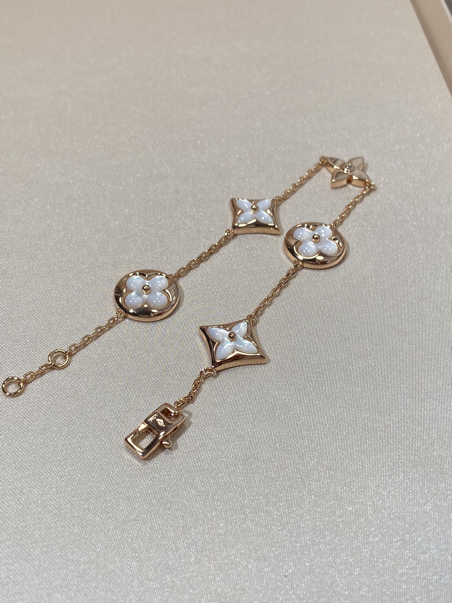 [Peak]STAR AND SUN 5 MOTIF MOP ROSE GOLD BRACELET
