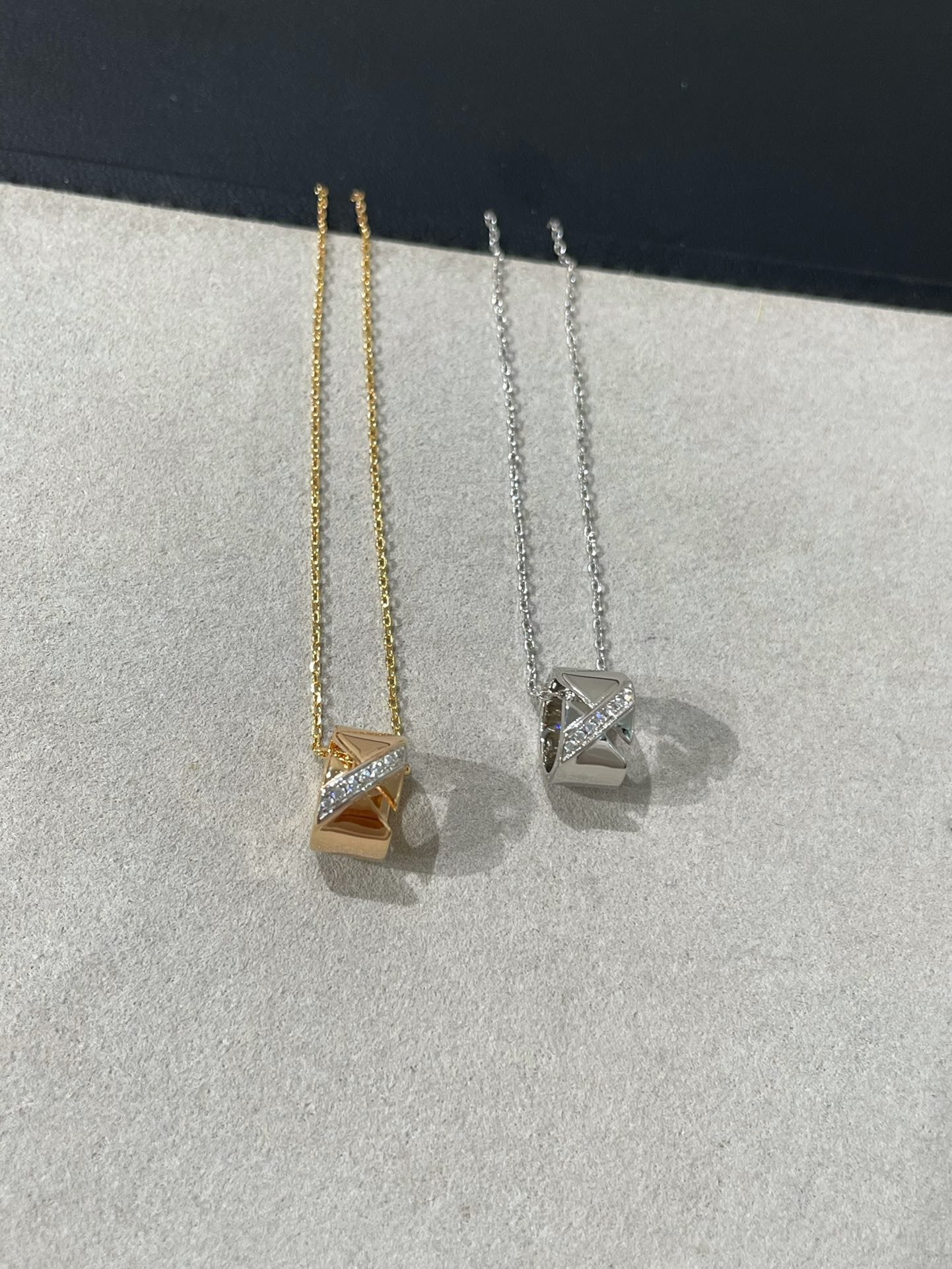 [Peak]LIENS EVIDENCE DIAMOND NECKLACE