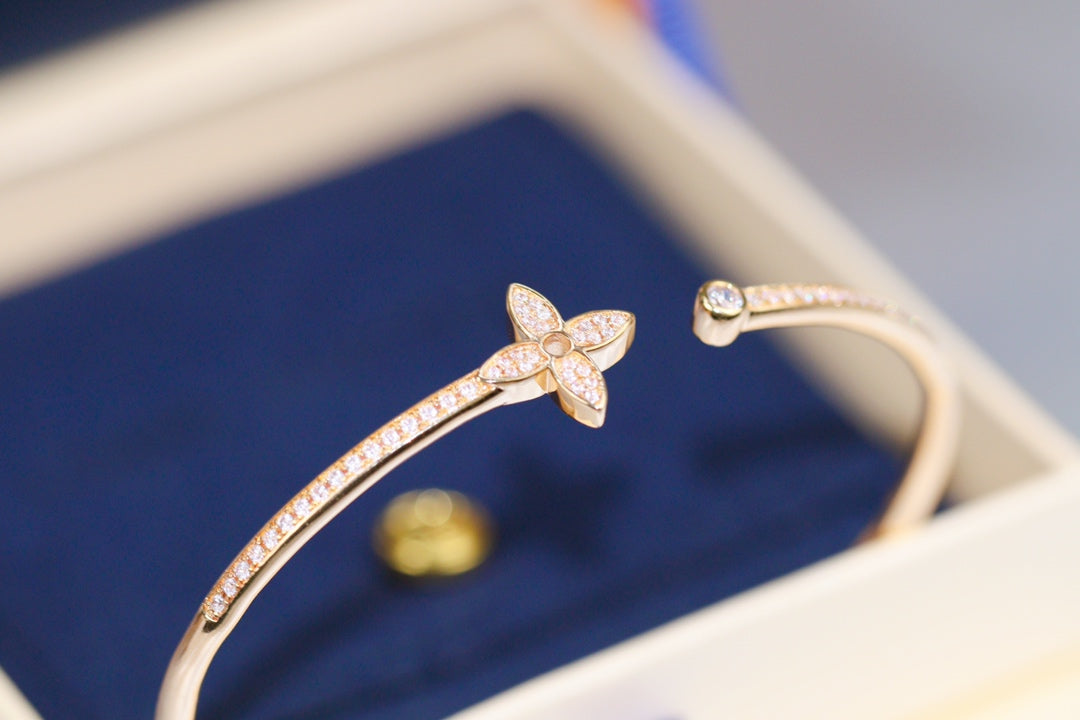 [Peak]IDYLLE ROSE GOLD OPEN BRACELET DIAMOND PAVED