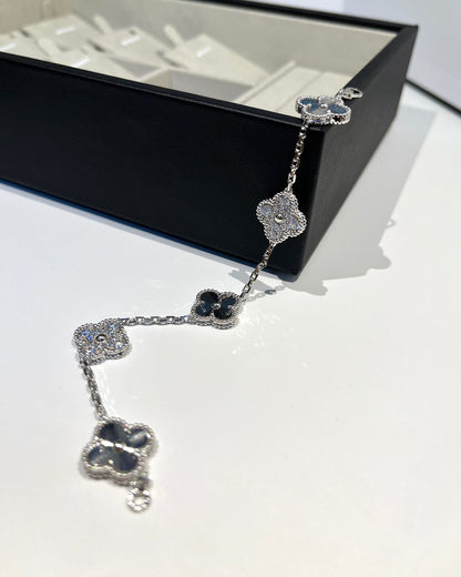 [Peak]LUCKY CLOVER 5-MOTIF BRACELET - LASER COLLECTION