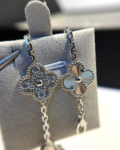 [Peak]LUCKY CLOVER 5-MOTIF BRACELET - LASER COLLECTION