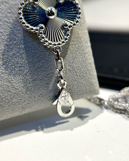 [Peak]LUCKY CLOVER 5-MOTIF BRACELET - LASER COLLECTION