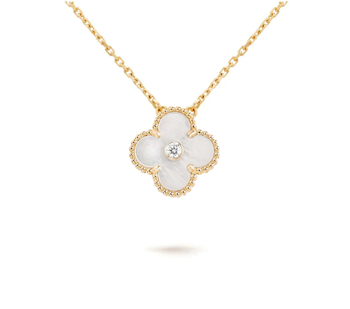 [Peak]LIMITED EDITION CHRISTMAS CLOVER FLOWER NECKLACE - 15MM ANNUAL COLLECTIBLE PENDANT