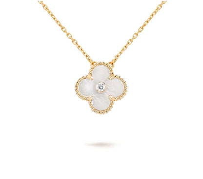 [Peak]LIMITED EDITION CHRISTMAS CLOVER FLOWER NECKLACE - 15MM ANNUAL COLLECTIBLE PENDANT