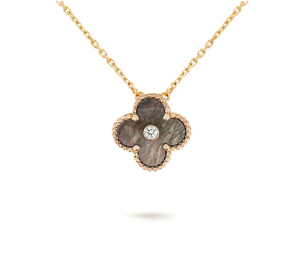 [Peak]LIMITED EDITION CHRISTMAS CLOVER FLOWER NECKLACE - 15MM ANNUAL COLLECTIBLE PENDANT