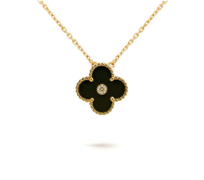 [Peak]LIMITED EDITION CHRISTMAS CLOVER FLOWER NECKLACE - 15MM ANNUAL COLLECTIBLE PENDANT