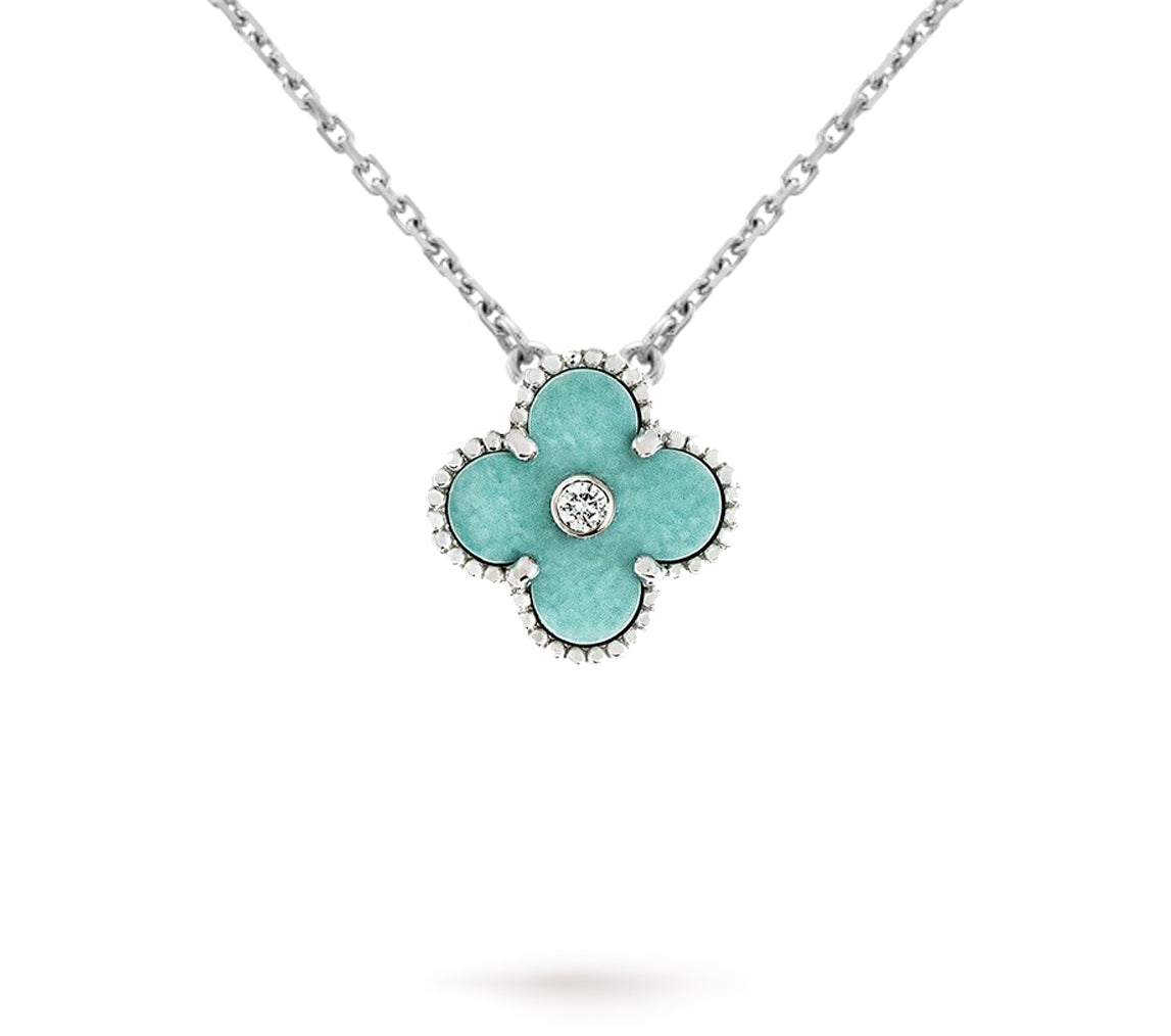 [Peak]LIMITED EDITION CHRISTMAS CLOVER FLOWER NECKLACE - 15MM ANNUAL COLLECTIBLE PENDANT