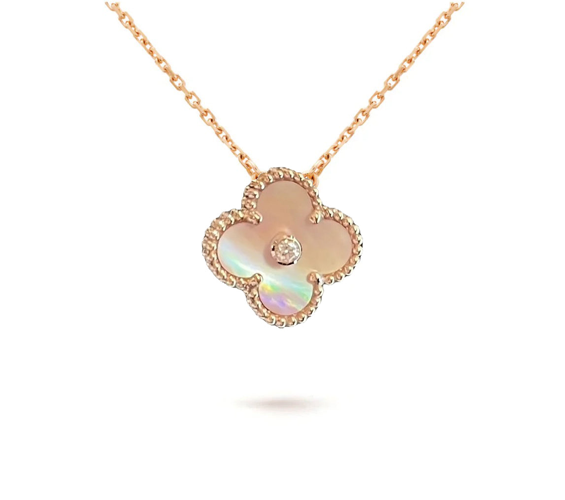 [Peak]LIMITED EDITION CHRISTMAS CLOVER FLOWER NECKLACE - 15MM ANNUAL COLLECTIBLE PENDANT