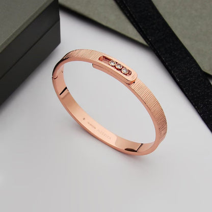 [Peak]MOVE NOA CISELÉ BANGLE BRACELET