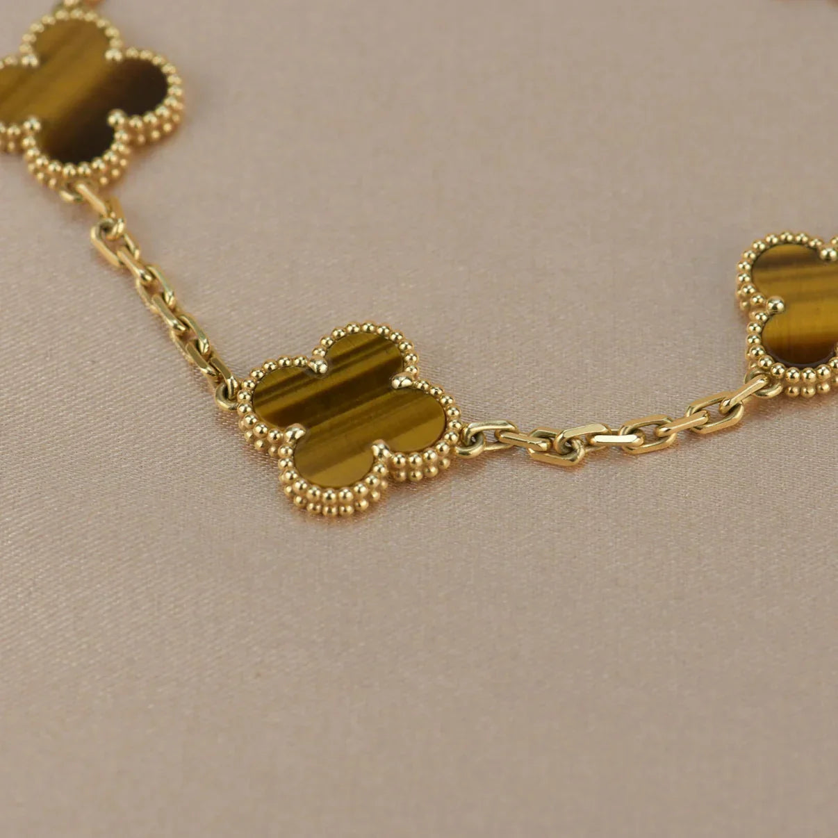 [Peak]LUCKY CLOVER 5-MOTIF BRACELET -  TIGER’S EYE COLLECTION