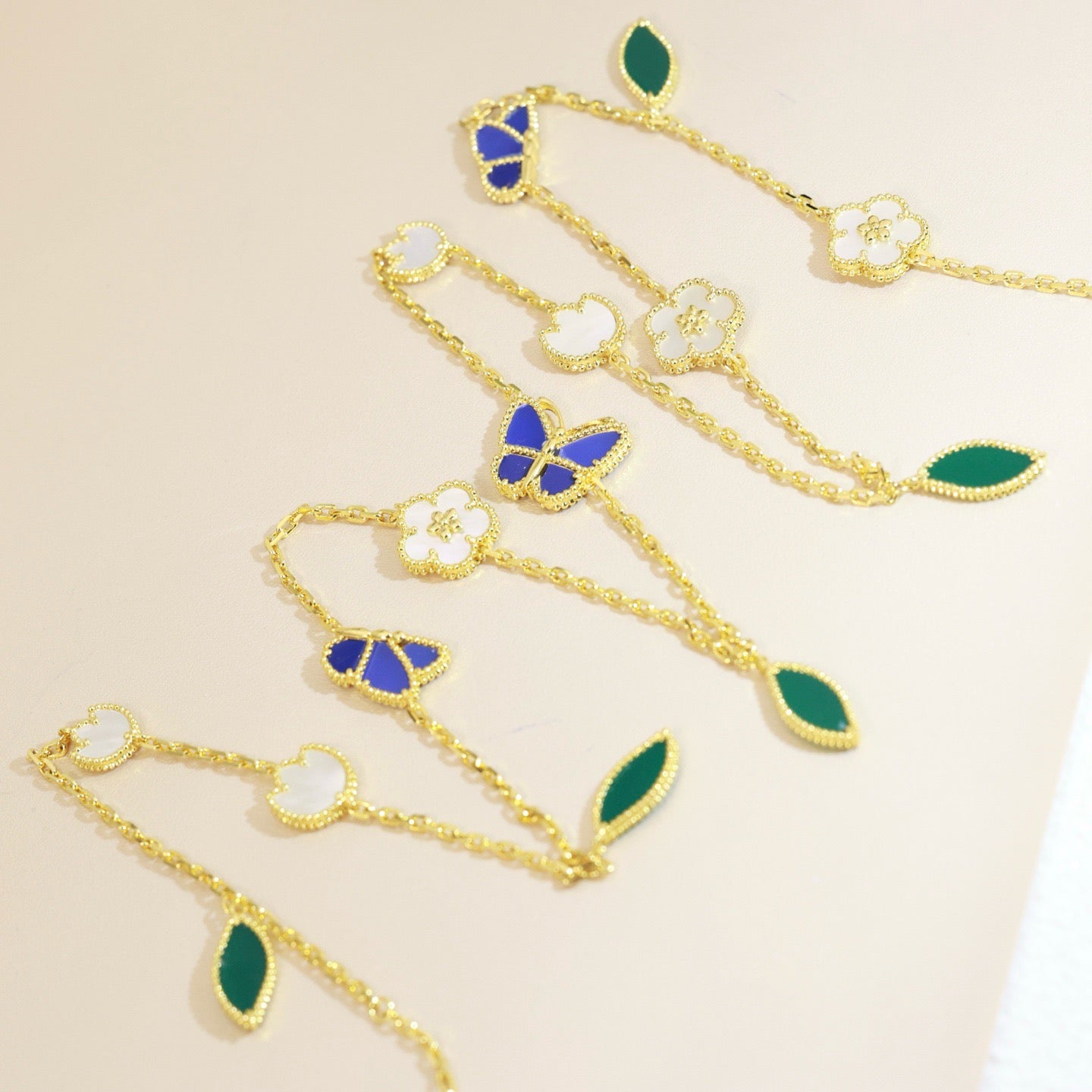 [Peak]LUCKY SPRING BUTTERFLY & FLOWER STATEMENT NECKLACE - 15-MOTIF FLORAL DESIGN