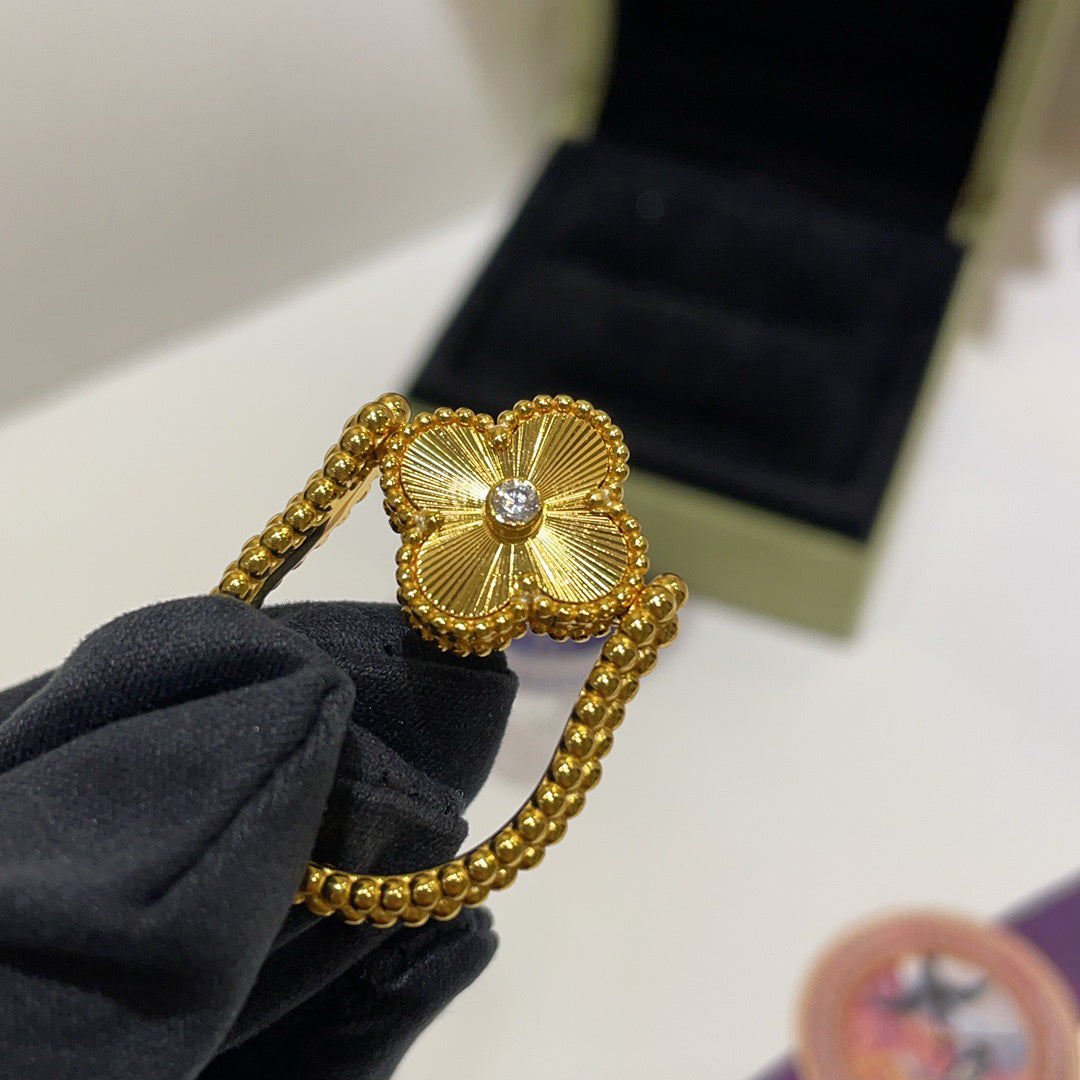 [Peak]LUCKY CLOVER GOLD REVERSIBLE RING