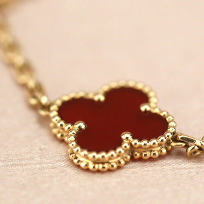 [Peak]LUCKY CLOVER 5-MOTIF BRACELET - RED CARNELIAN COLLECTION