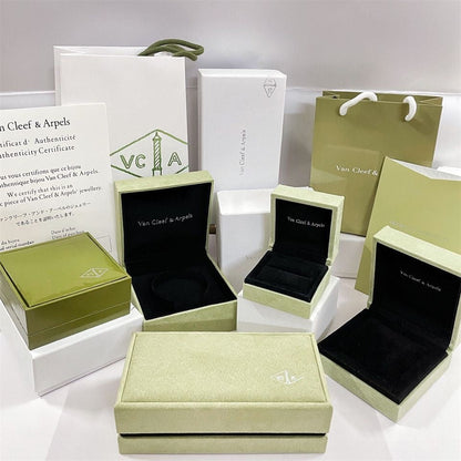 [Peak]CLOVER BRAND JEWELRY BOX