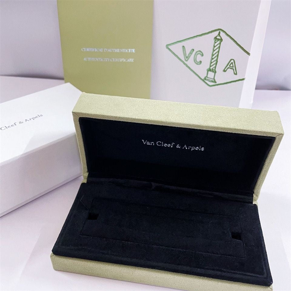 [Peak]CLOVER BRAND JEWELRY BOX
