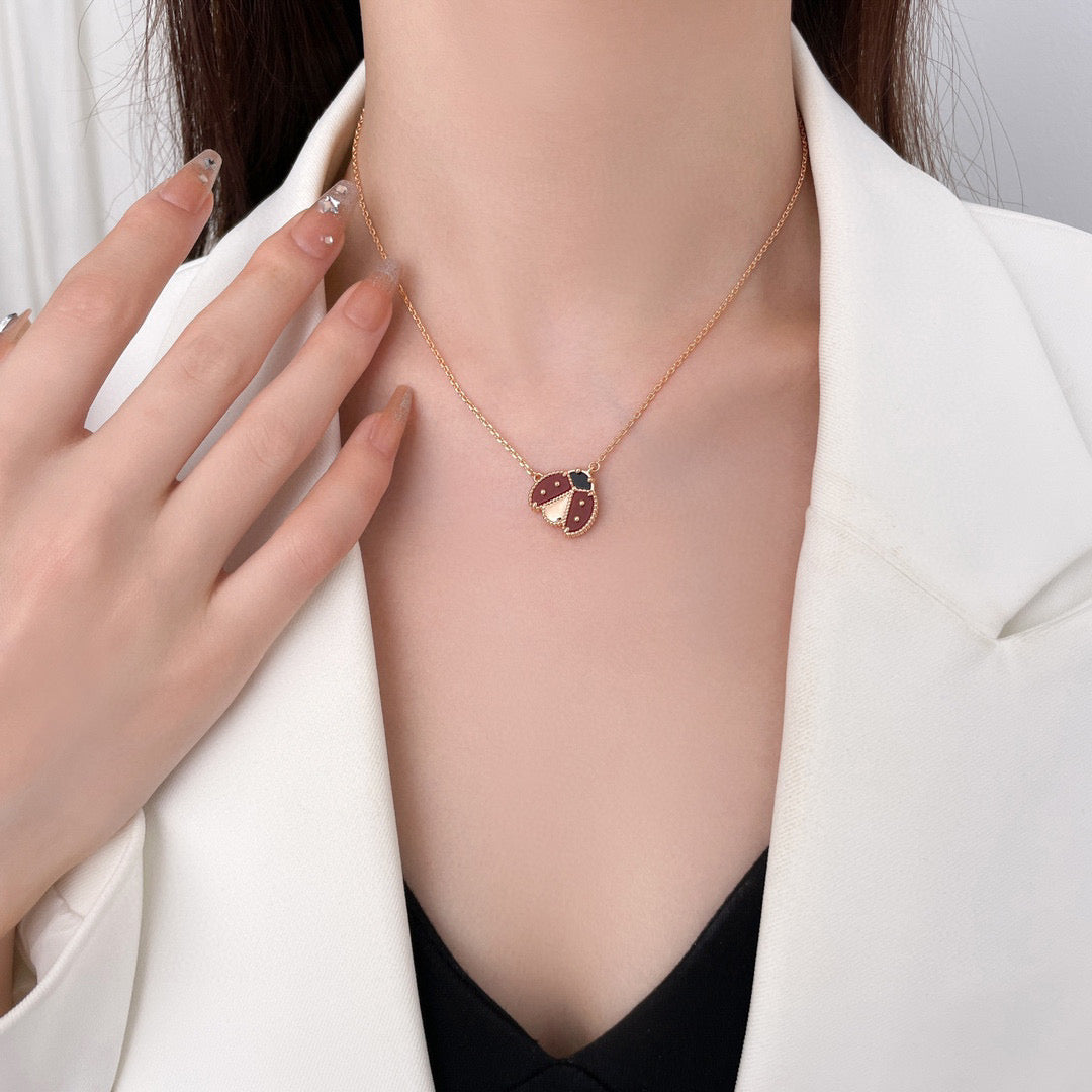 [Peak]LUCKY CARNELIAN LADYBUG CHARM NECKLACE