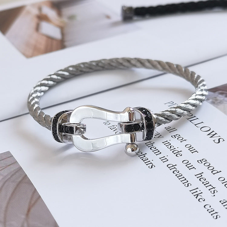 [Peak]FORCE LARGE HORSESHOE BLACK DIAMOND BRACELET - WHITE GOLD