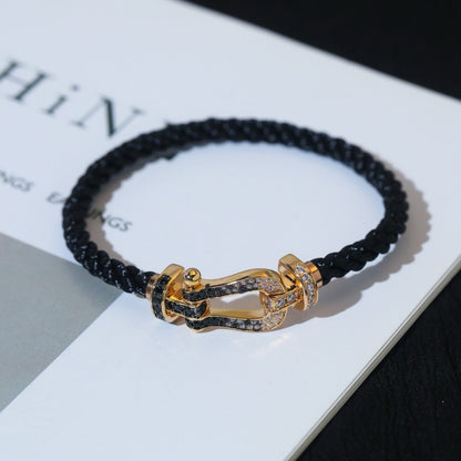 [Peak]FORCE LARGE HORSESHOE BLACK & WHITE DIAMOND BRACELET - WHITE GOLD