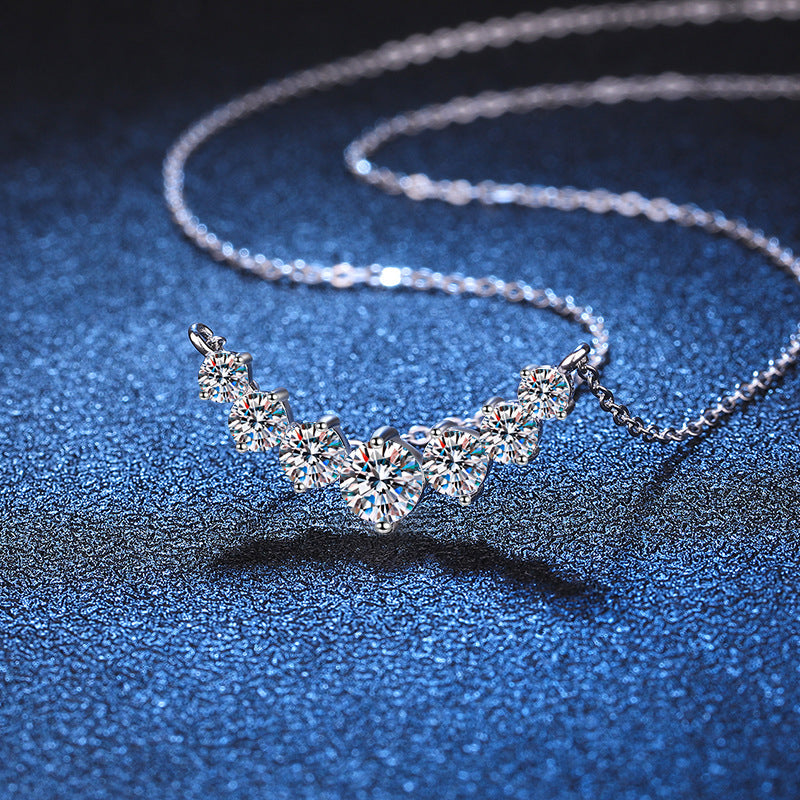 [Peak]MINIMALIST CURVED SMILE MOISSANITE NECKLACE