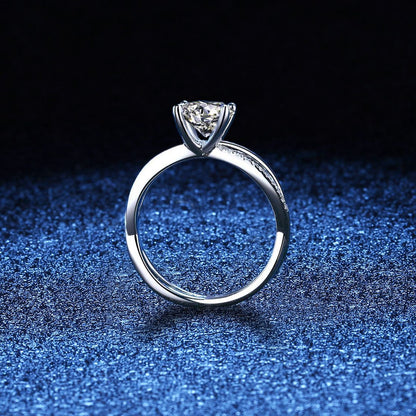 [Peak]ELEGANT 4-PRONG CROSSOVER MOISSANITE ENGAGEMENT RING