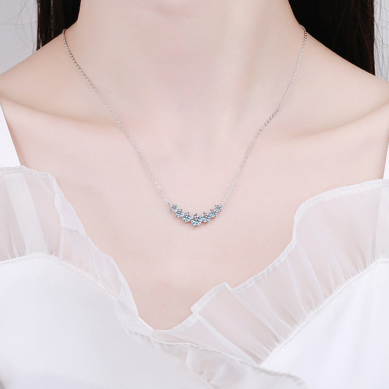 [Peak]MINIMALIST CURVED SMILE MOISSANITE NECKLACE