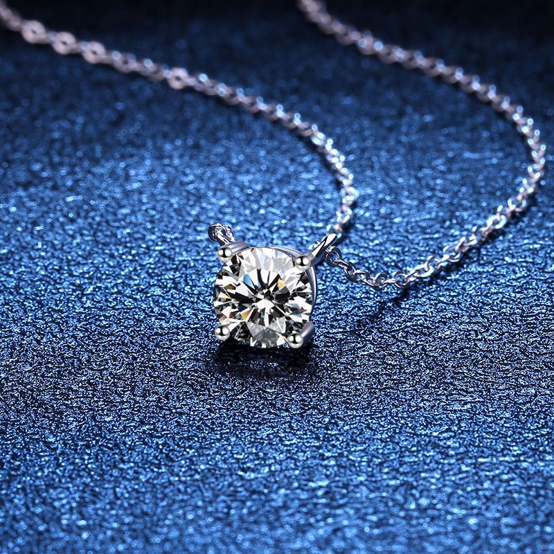 [Peak]CLASSIC FOUR-PRONG SOLITAIRE MOISSANITE NECKLACE