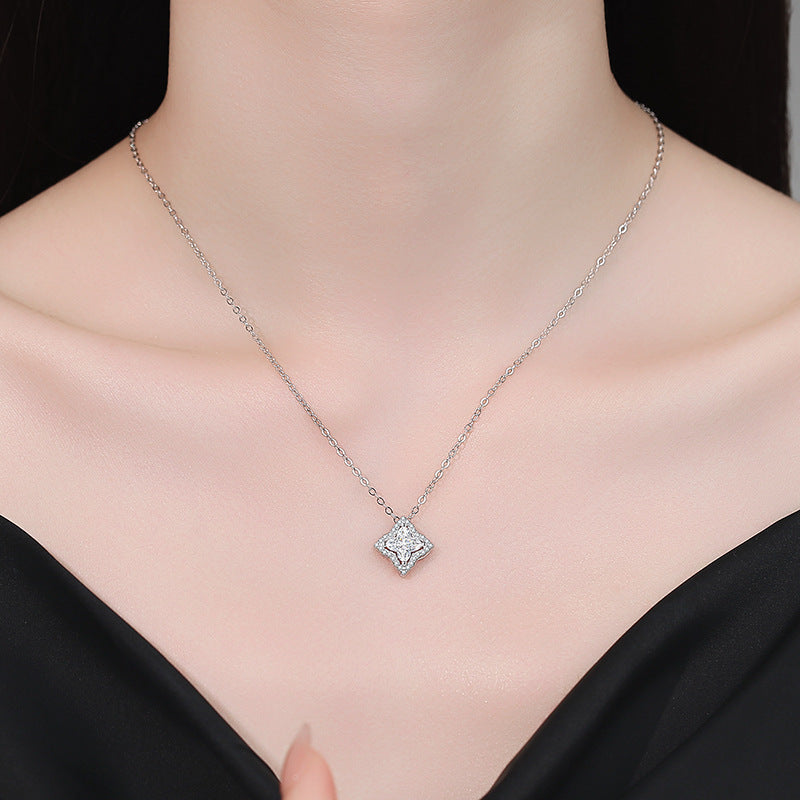 [Peak]STAR-CLOVER MOISSANITE NECKLACE