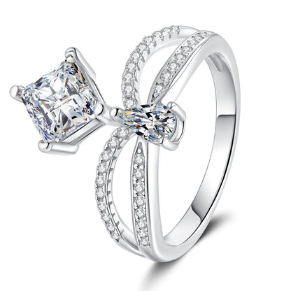 [Peak]ELEGANT DOUBLE-TWISTED MOISSANITE RING