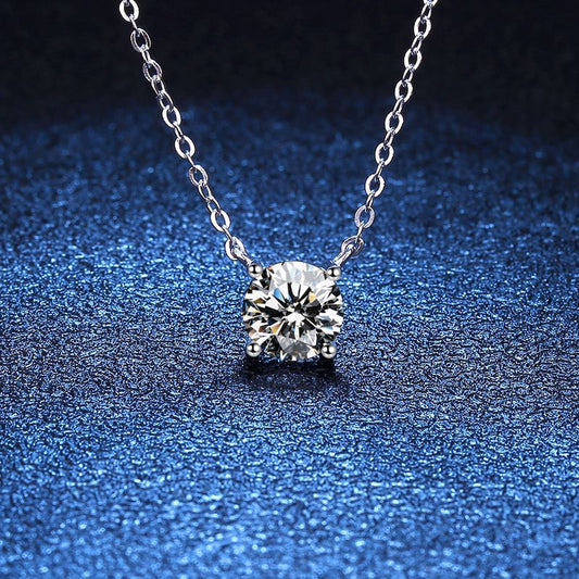 [Peak]CLASSIC FOUR-PRONG SOLITAIRE MOISSANITE NECKLACE