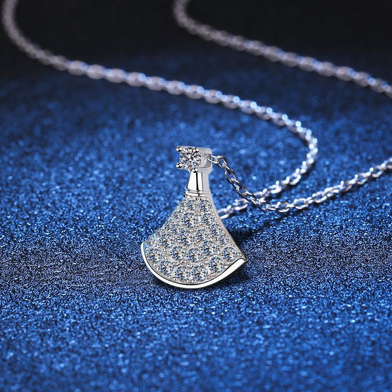 [Peak]ELEGANT FAN-SHAPED MOISSANITE PENDANT NECKLACE