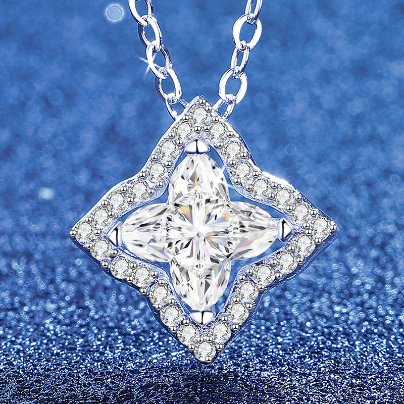 [Peak]STAR-CLOVER MOISSANITE NECKLACE