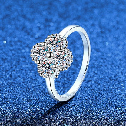 [Peak]ELEGANT FOUR-LEAF CLOVER MOISSANITE RING